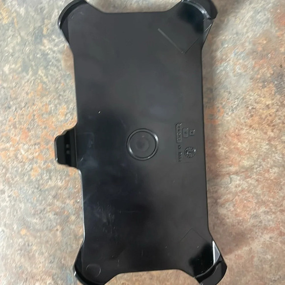 OTTERBOX Belt Clip for OTTERBOX Defender iPhone 12 - Picture 2 of 2